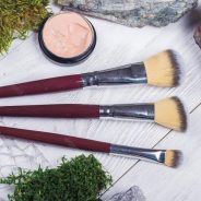 Makeup Tools and Equipment for Beginners: How to Get Started in Makeup